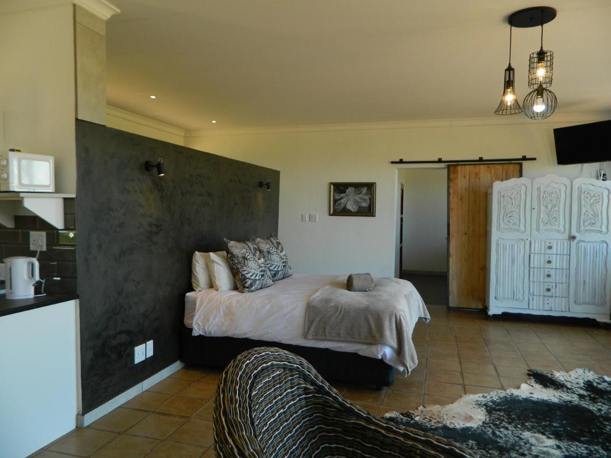 Dewdrop Farm Stay Ermelo Exterior photo