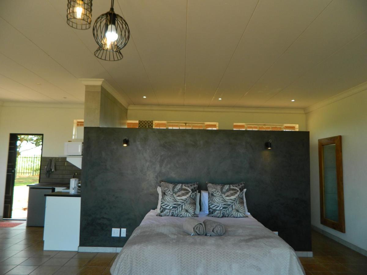 Dewdrop Farm Stay Ermelo Exterior photo